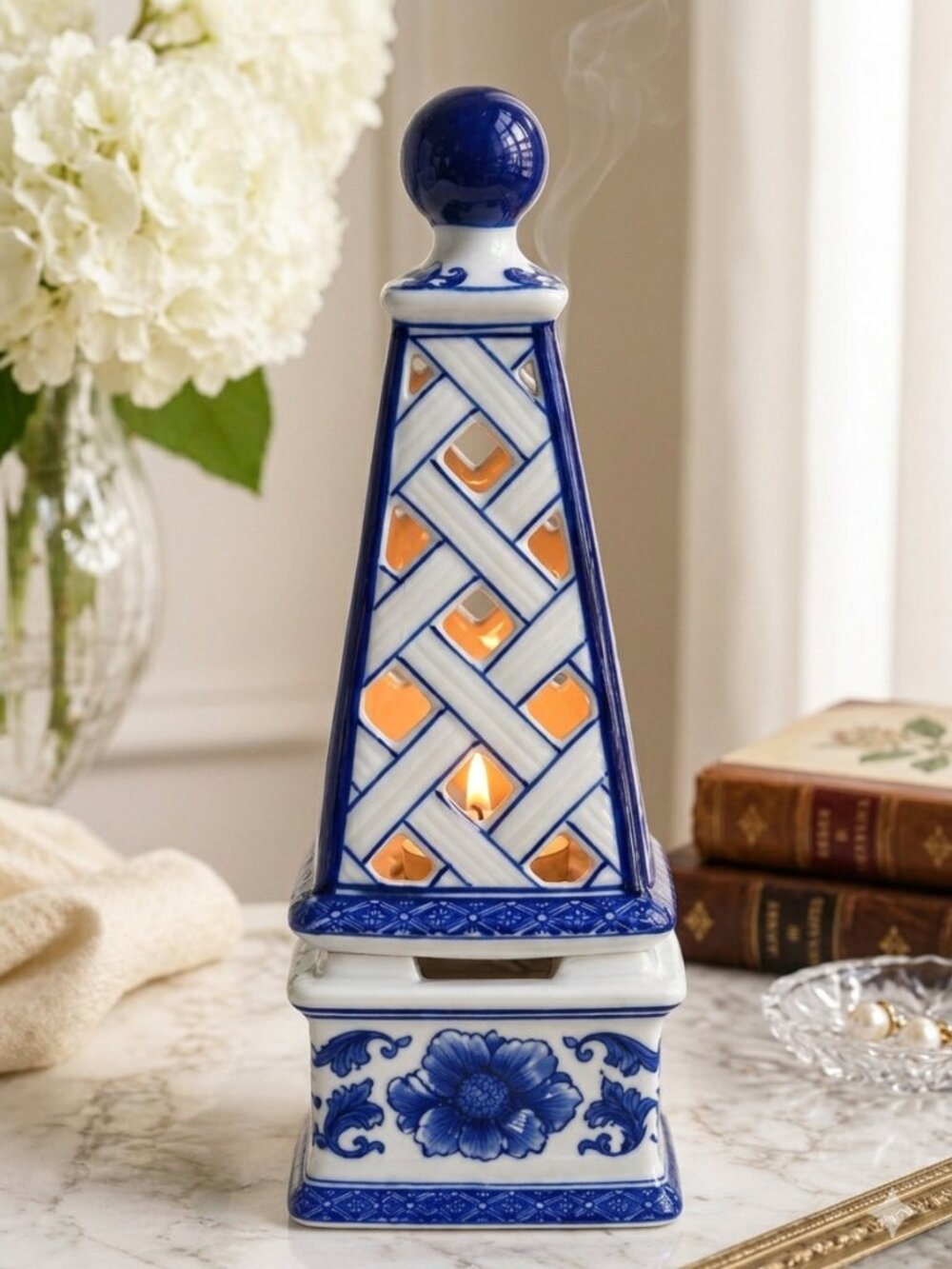 Bombay Co Blue White Porcelain Lattice Obelisk Candle Holder 10” NWOT